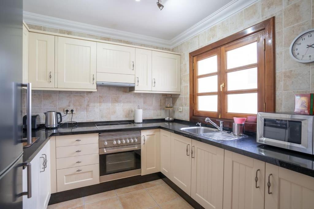 Beautiful Home In Lanzarote 5 Mins From Marina Playa Blanca  Exteriér fotografie